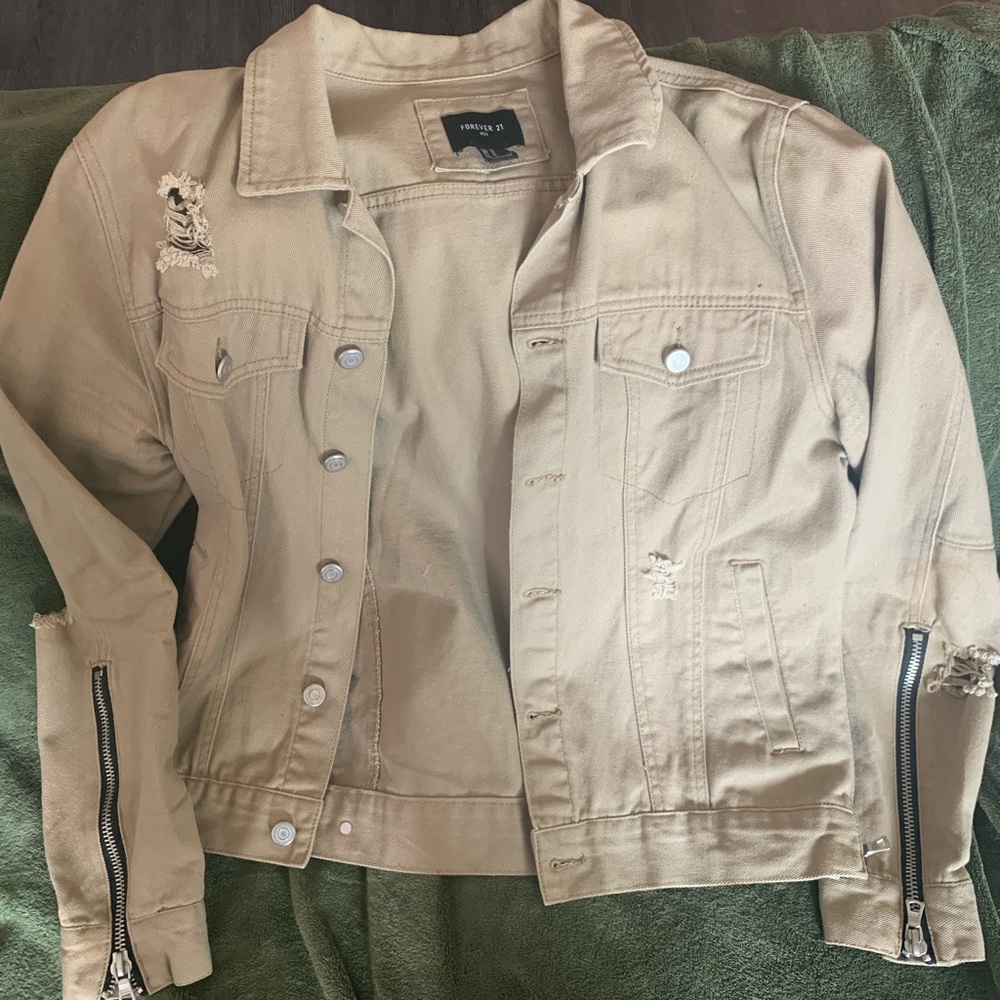 Men’s Brown Ripped Jean Jacket